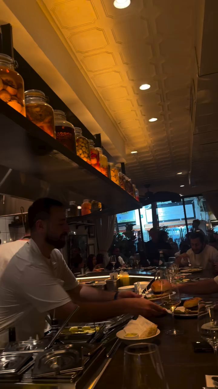 Event flyer: 20% off food and drinks until 19:00, Sun-Thu