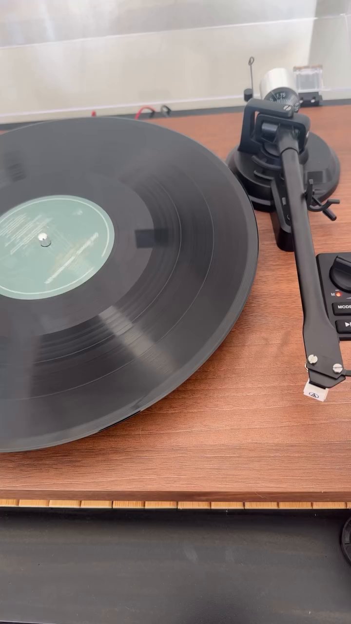 Event flyer: Vinyl Player in Action